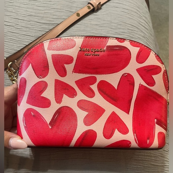 Kate Spade Spencer Ever Fallen Heart’s Sm Domed Crossbody Used - Picture 3 of 16